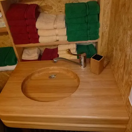 瓦尔德胡特酒店 Hochpillberg