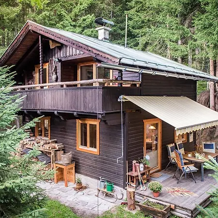 Waldhütte * Hochpillberg